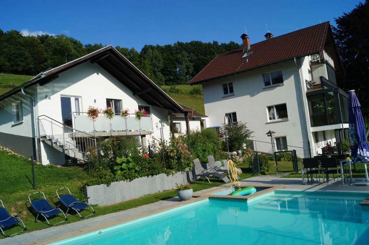 Traumhafte Ferienwohnung Mit Pool Steinen  Zewnętrze zdjęcie